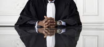 TRIBUNAUX : Des avocats abonnés à l’absentéisme